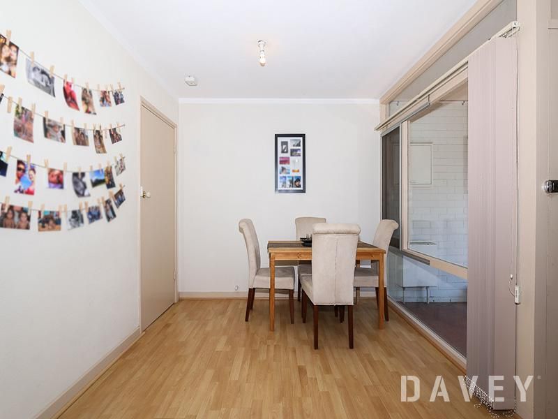 9/3 Derrington Crescent, Balga WA 6061, Image 2