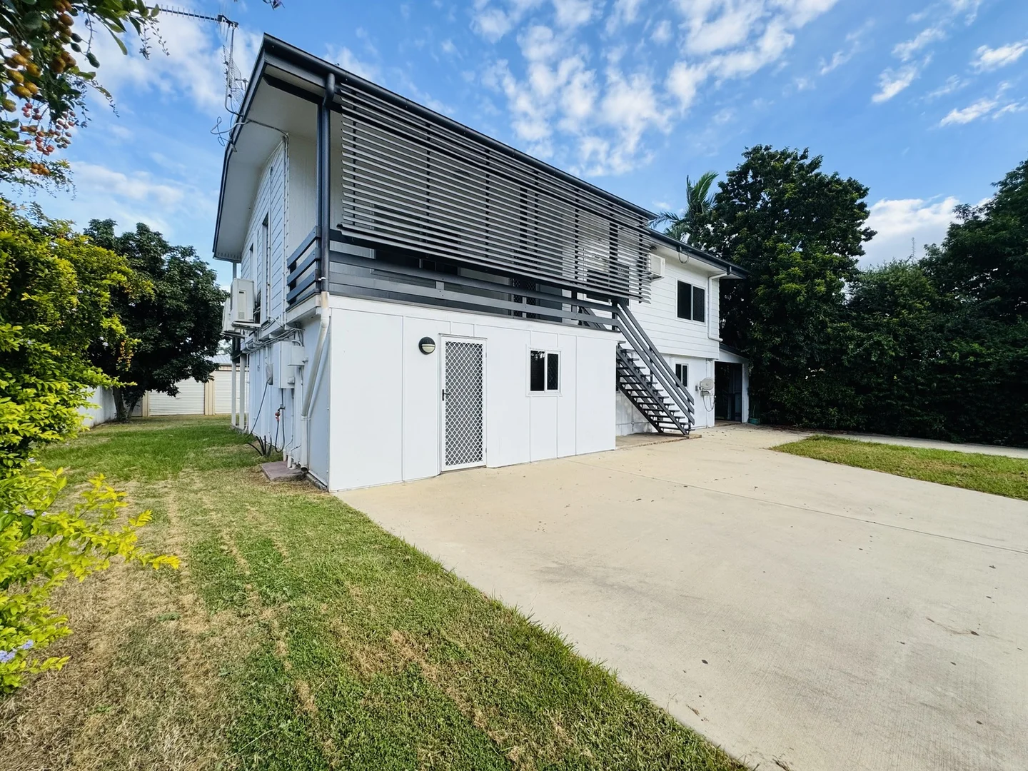 Additional image 35 of 10 GOOLAGONG Crescent, Moranbah QLD 4744