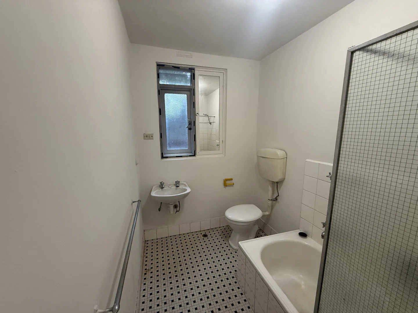 Additional image 7 of 4/19 Clyde Street, Glen Iris VIC 3146