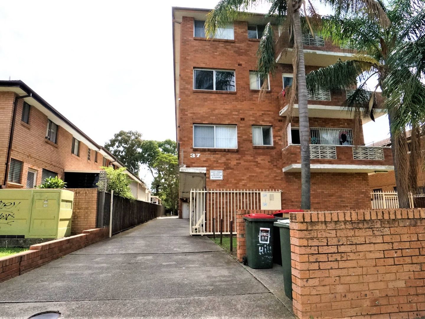 Cabramatta NSW 2166 1 bed apartment for Sale, 299,000.00