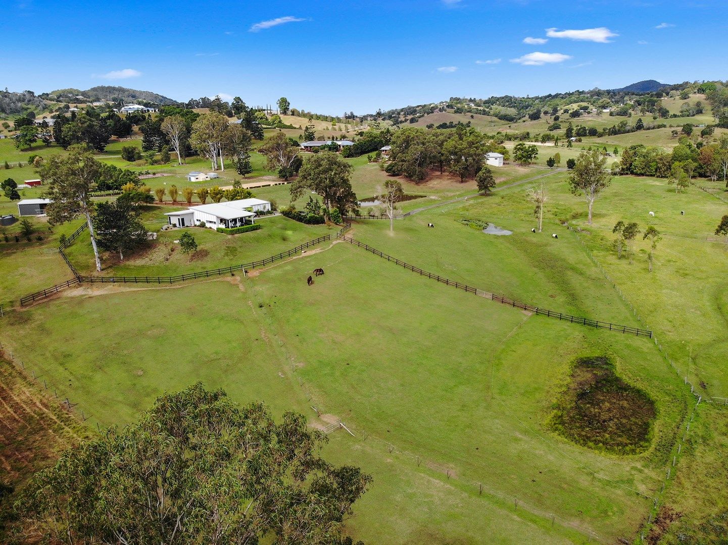 8 Country Lane, Mount Samson QLD 4520, Image 0