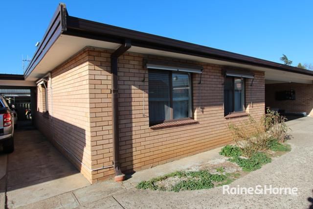 2 bedrooms Apartment / Unit / Flat in 3/261 Howick Street BATHURST NSW, 2795