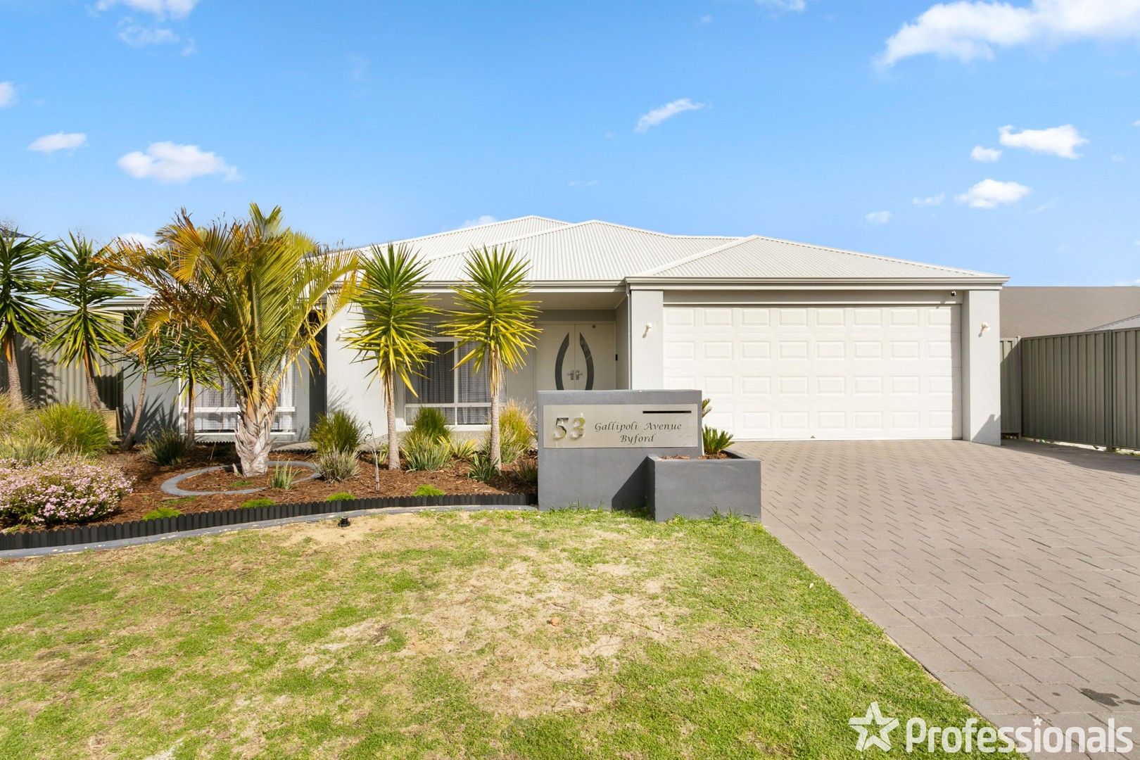4 bedrooms House in 53 Gallipoli Avenue BYFORD WA, 6122