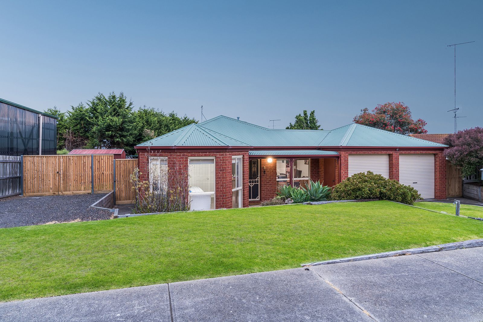 8 Bisinella Court, Leopold VIC 3224, Image 1