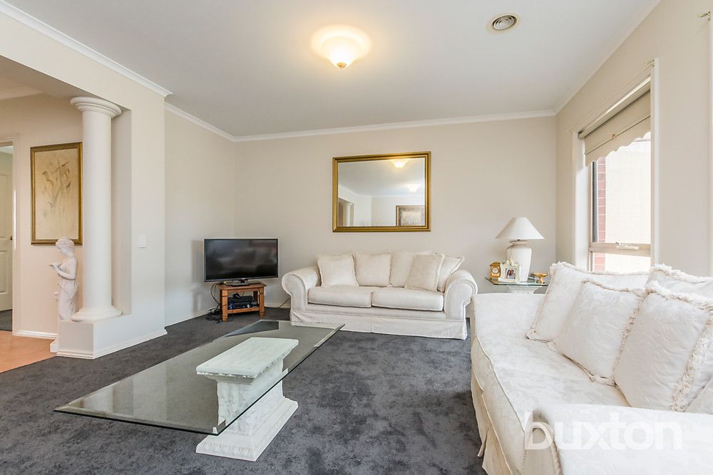 21 Homestead Drive, St Albans Park VIC 3219, Image 2