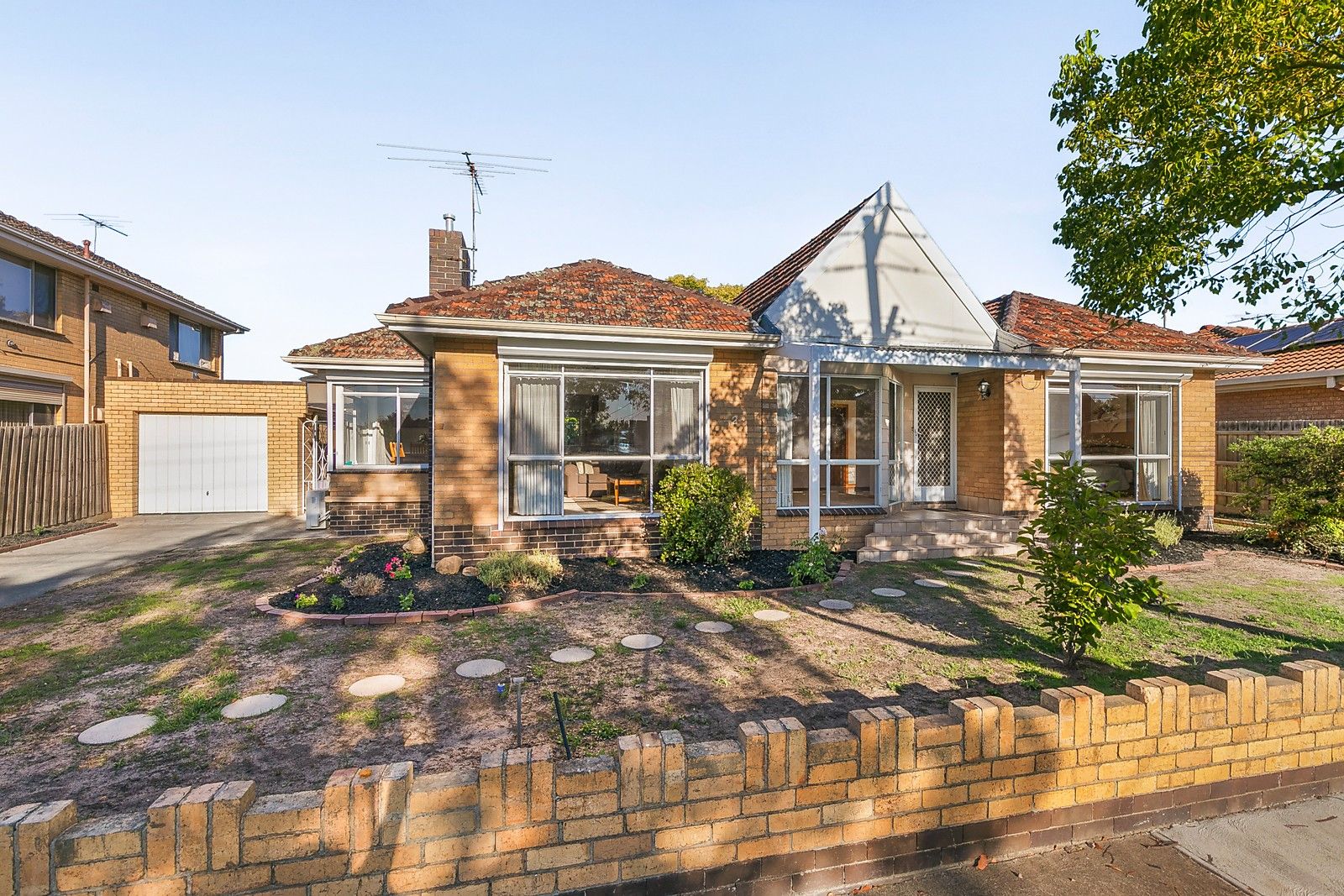 2 bedrooms House in 2 Sheffield Street PRESTON VIC, 3072