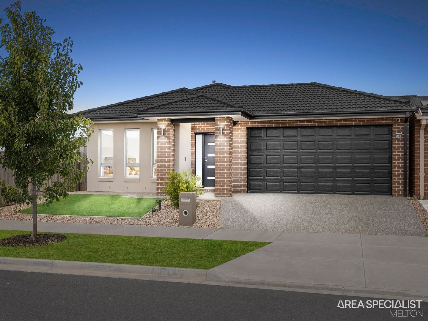 18 Midmar Terrace, Thornhill Park VIC 3335, Image 1