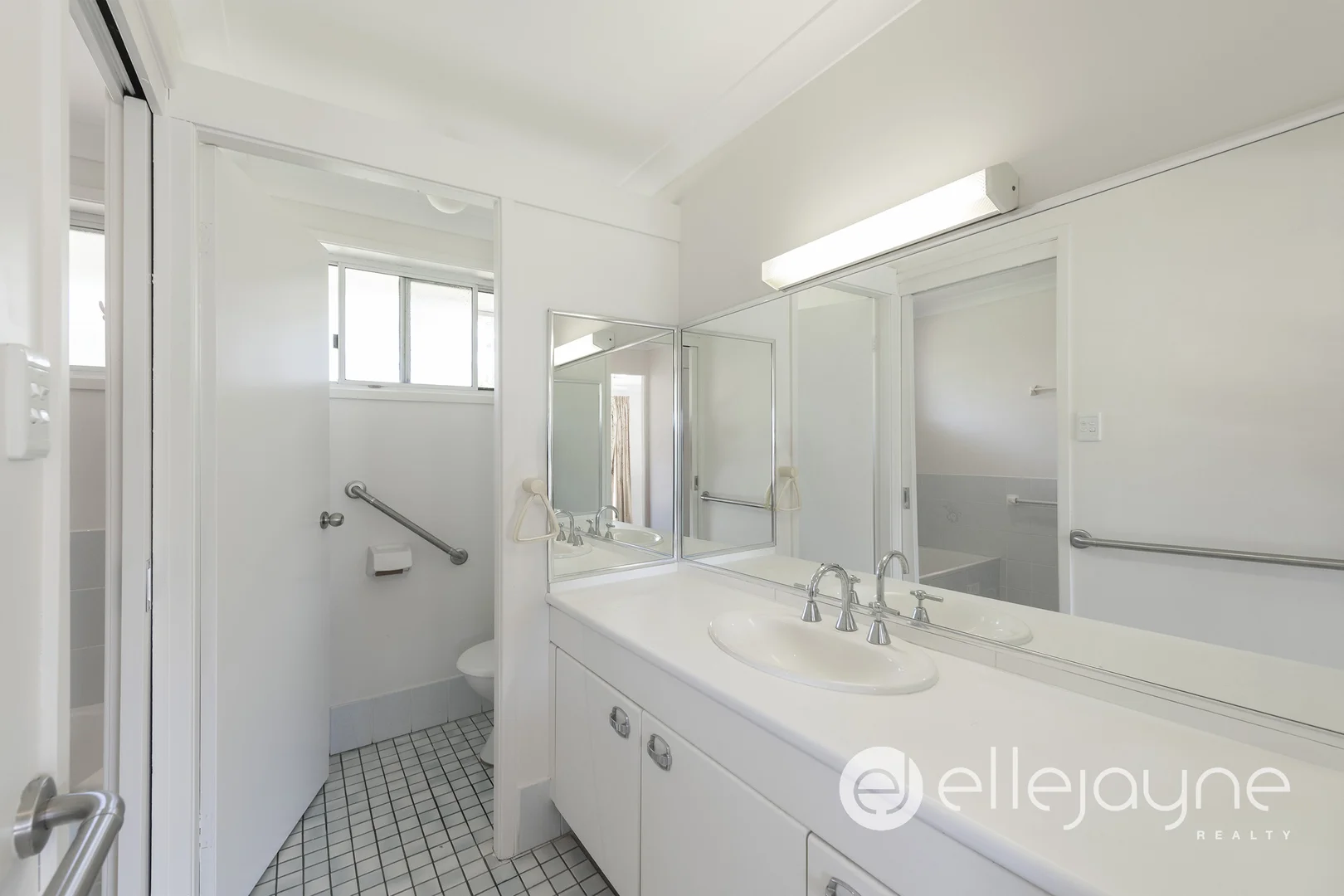 Additional image 16 of 16 Waterside Ave, Sunshine NSW 2264