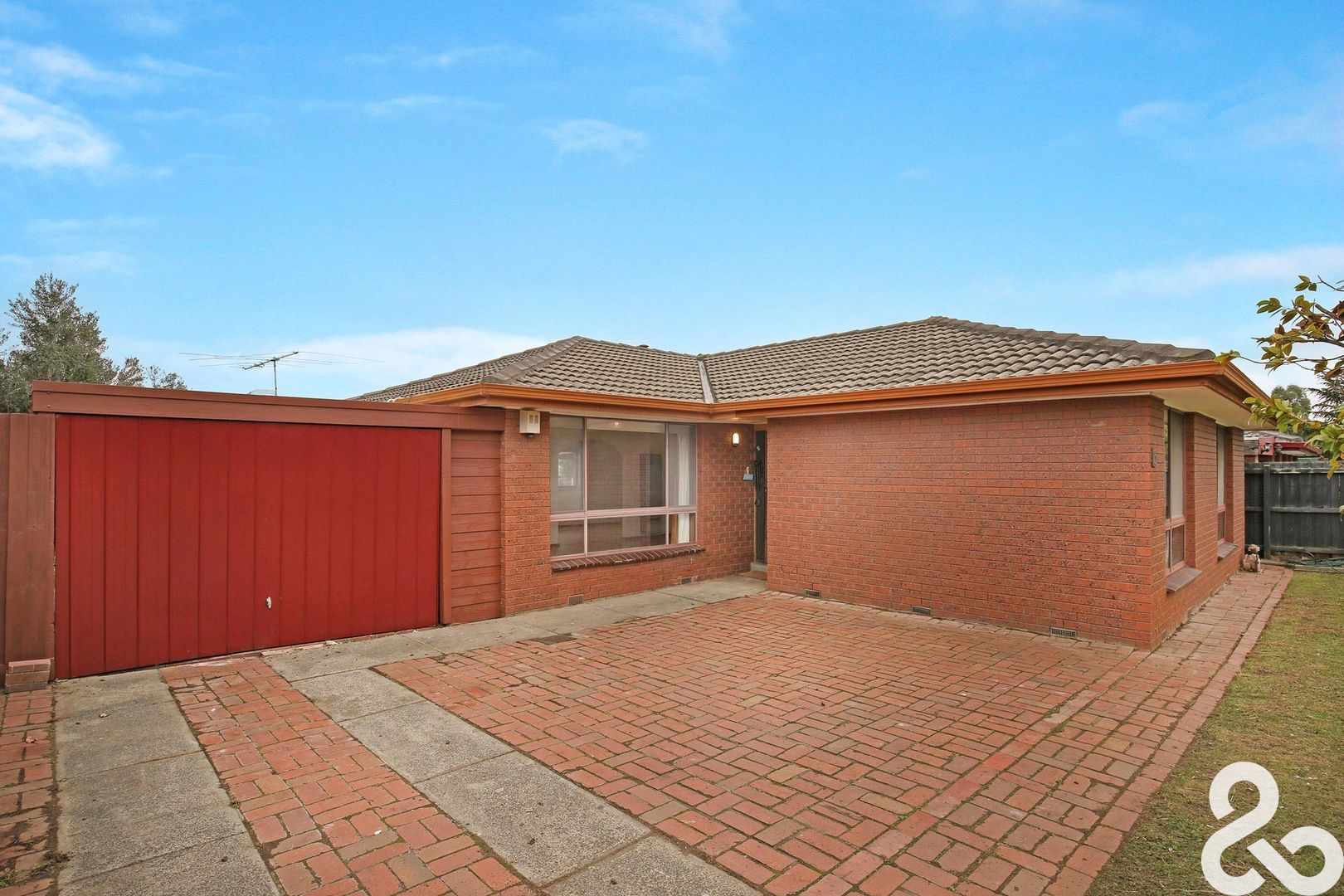 15 Freeman Crescent, Mill Park VIC 3082, Image 1