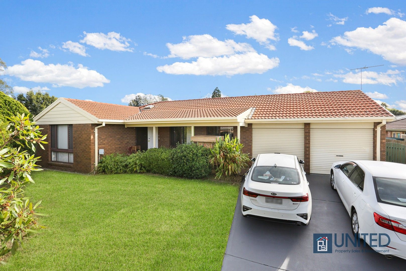 8 Denton Gr, Quakers Hill NSW 2763 Domain