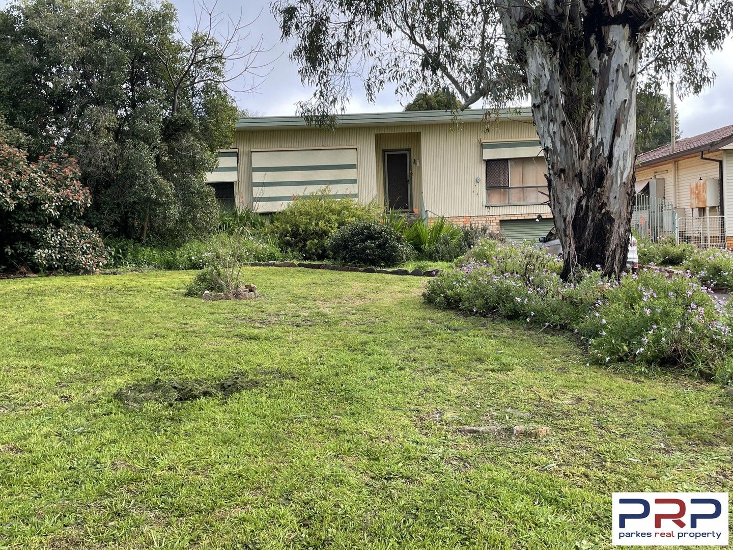 3 bedrooms House in 34 Molong Road PARKES NSW, 2870