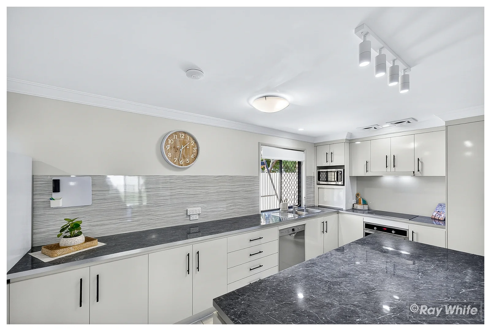 Additional image 37 of 15/249 Mason Street, Koongal QLD 4701