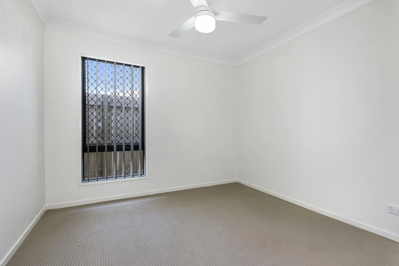 Additional image 6 of 2/3a Fritz St, Loganlea QLD 4131