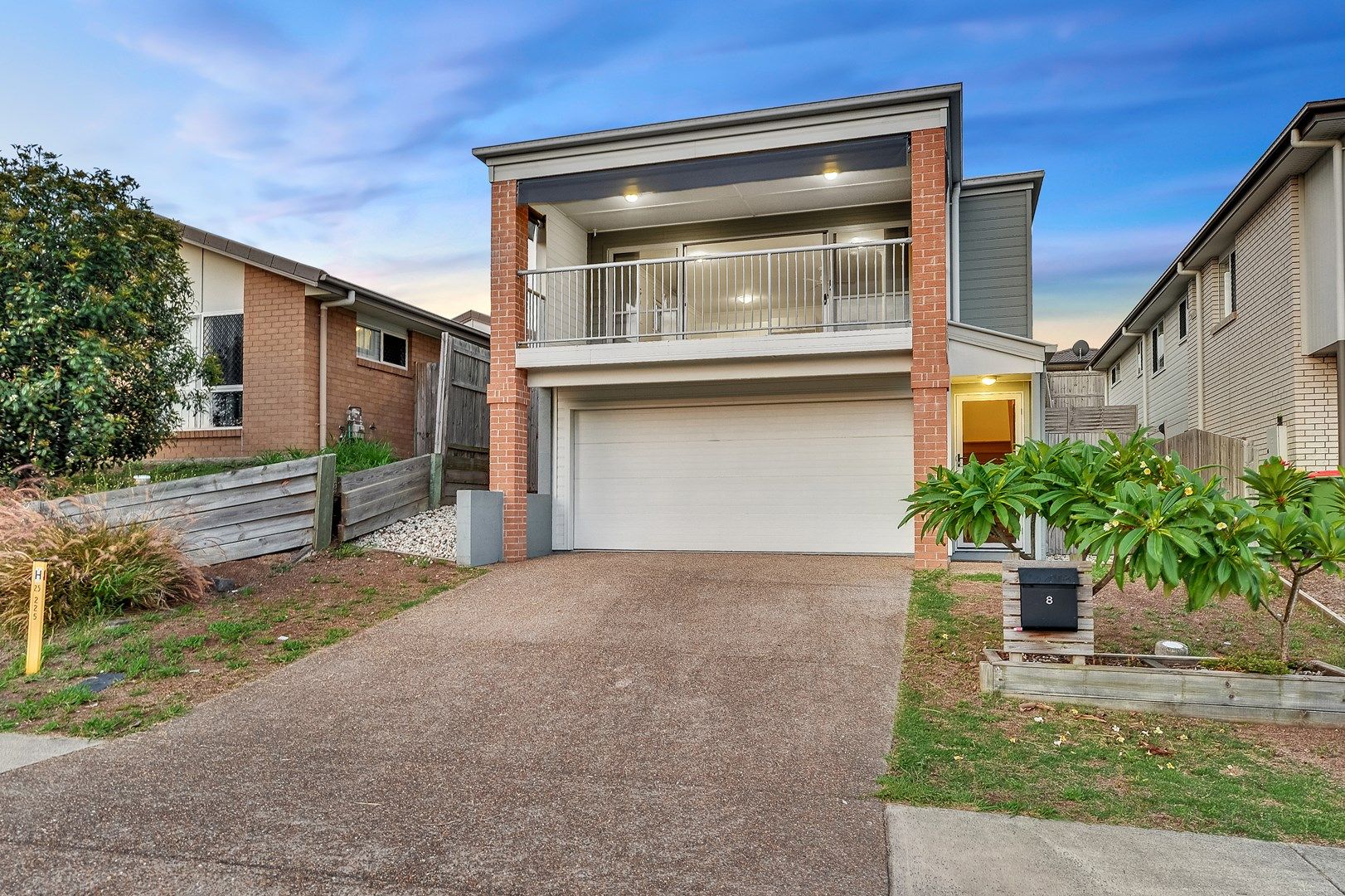 3 bedrooms House in 8 Gammon Way REDBANK PLAINS QLD, 4301