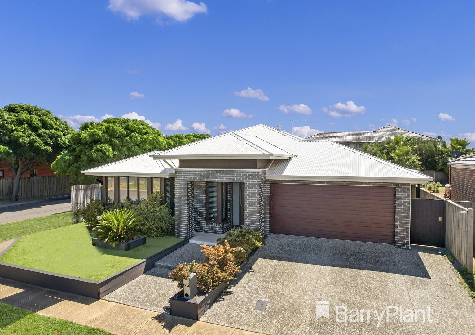 4 bedrooms House in 62 Scrubwren Drive WILLIAMS LANDING VIC, 3027