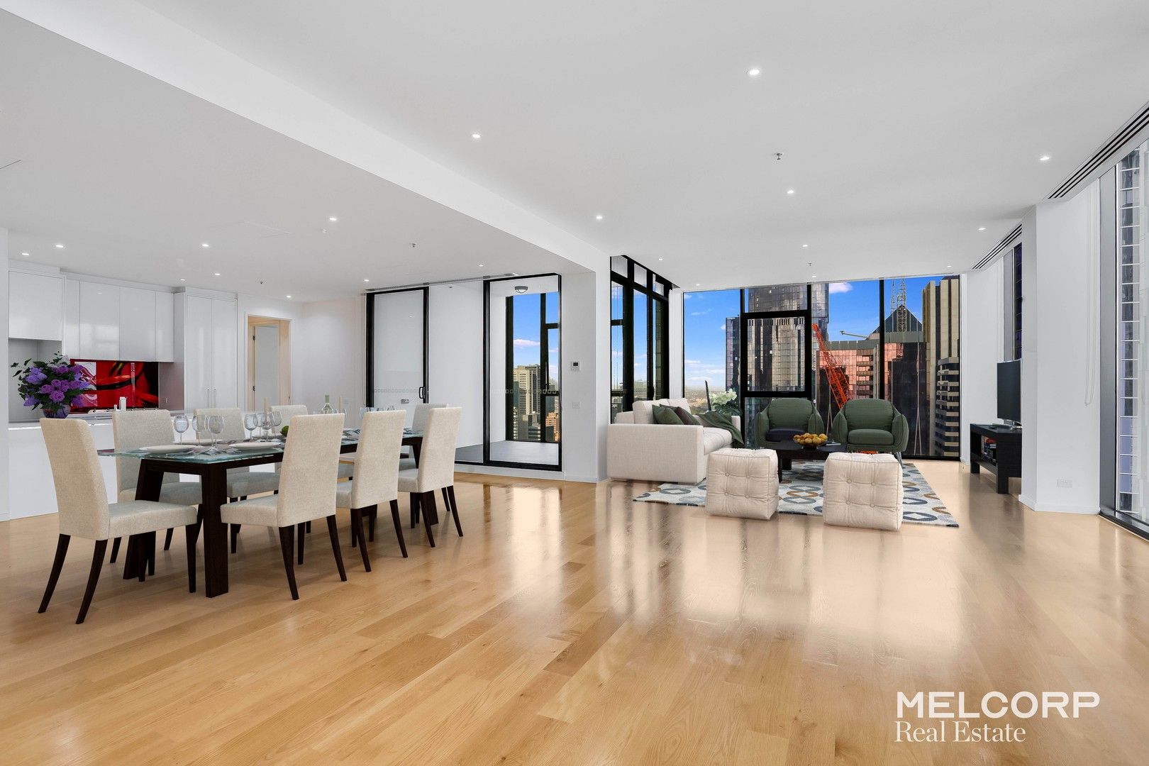 4 bedrooms Apartment / Unit / Flat in 4707/27 Therry Street MELBOURNE VIC, 3000