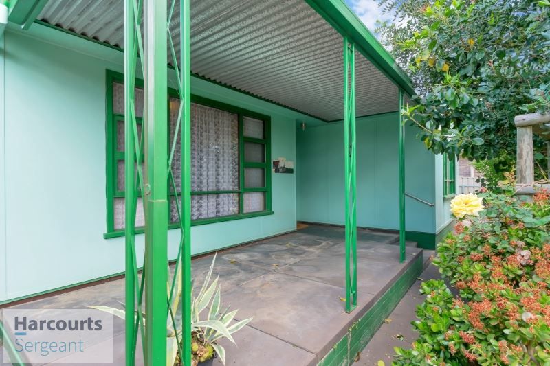 8 Reading Street, Clearview SA 5085, Image 2
