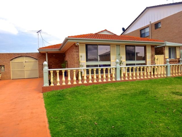 5 Brahma Close, Bossley Park NSW 2176