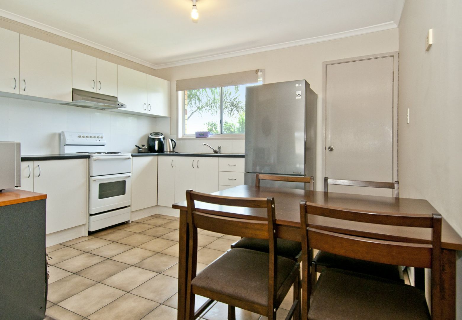 4/39-41 Catherine Street, Beenleigh QLD 4207, Image 2