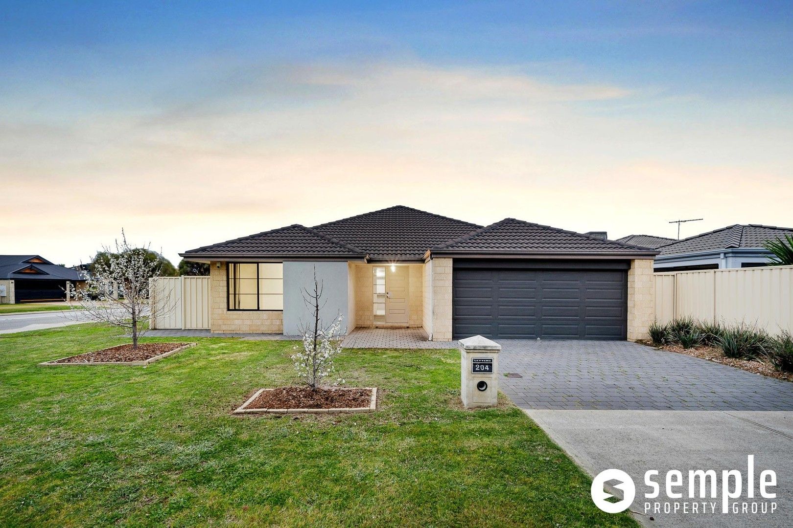 204 Tapper Road, Atwell WA 6164, Image 0