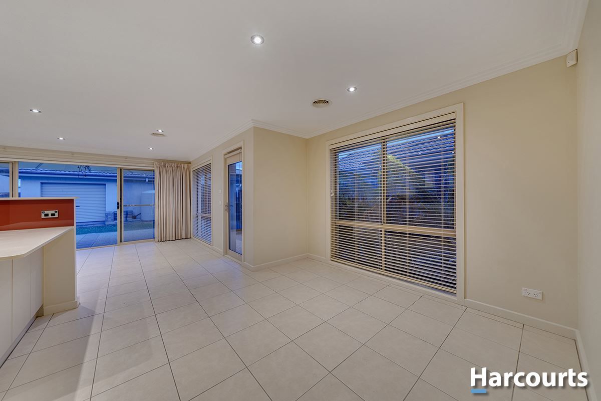 10 Zeidler Street, Gungahlin ACT 2912, Image 2