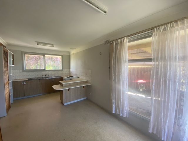 8 Branton Road, Hoppers Crossing VIC 3029, Image 2