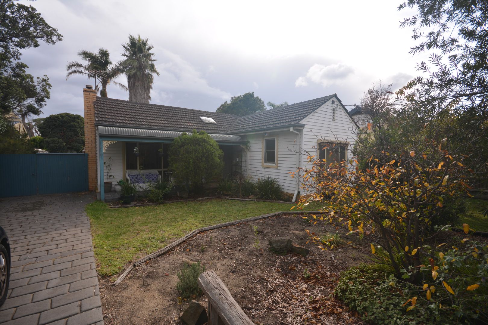 8 Kananook Avenue, Seaford VIC 3198