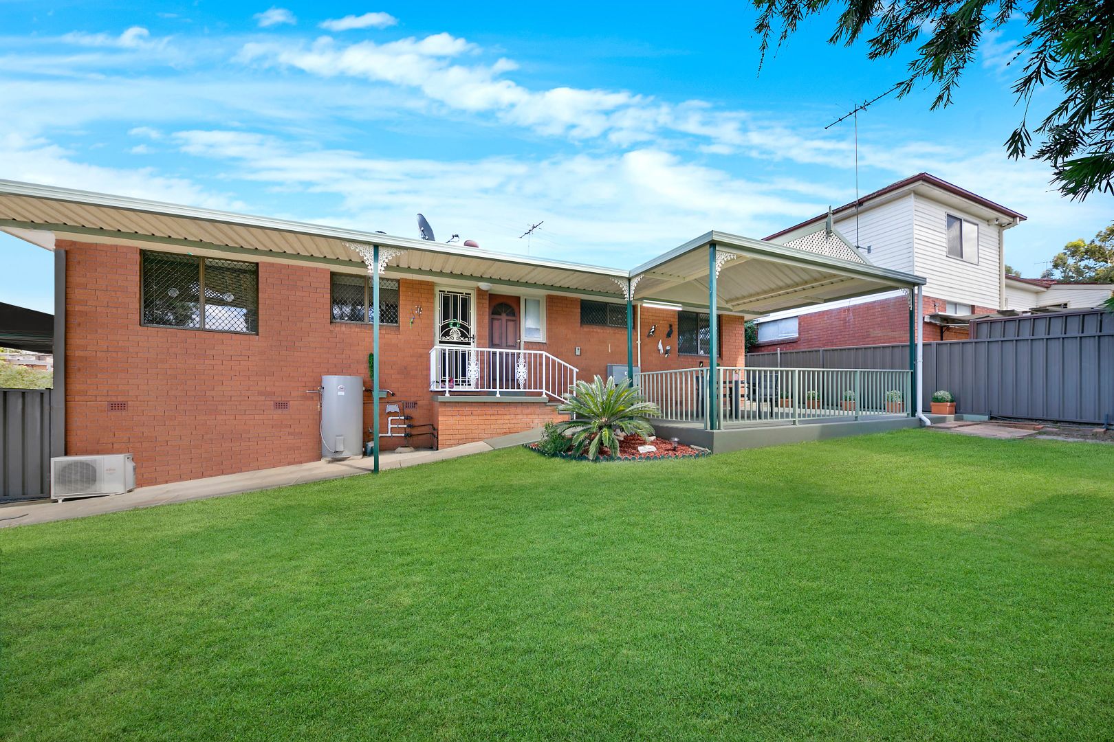 25 Ferndale Close, Constitution Hill NSW 2145, Image 1