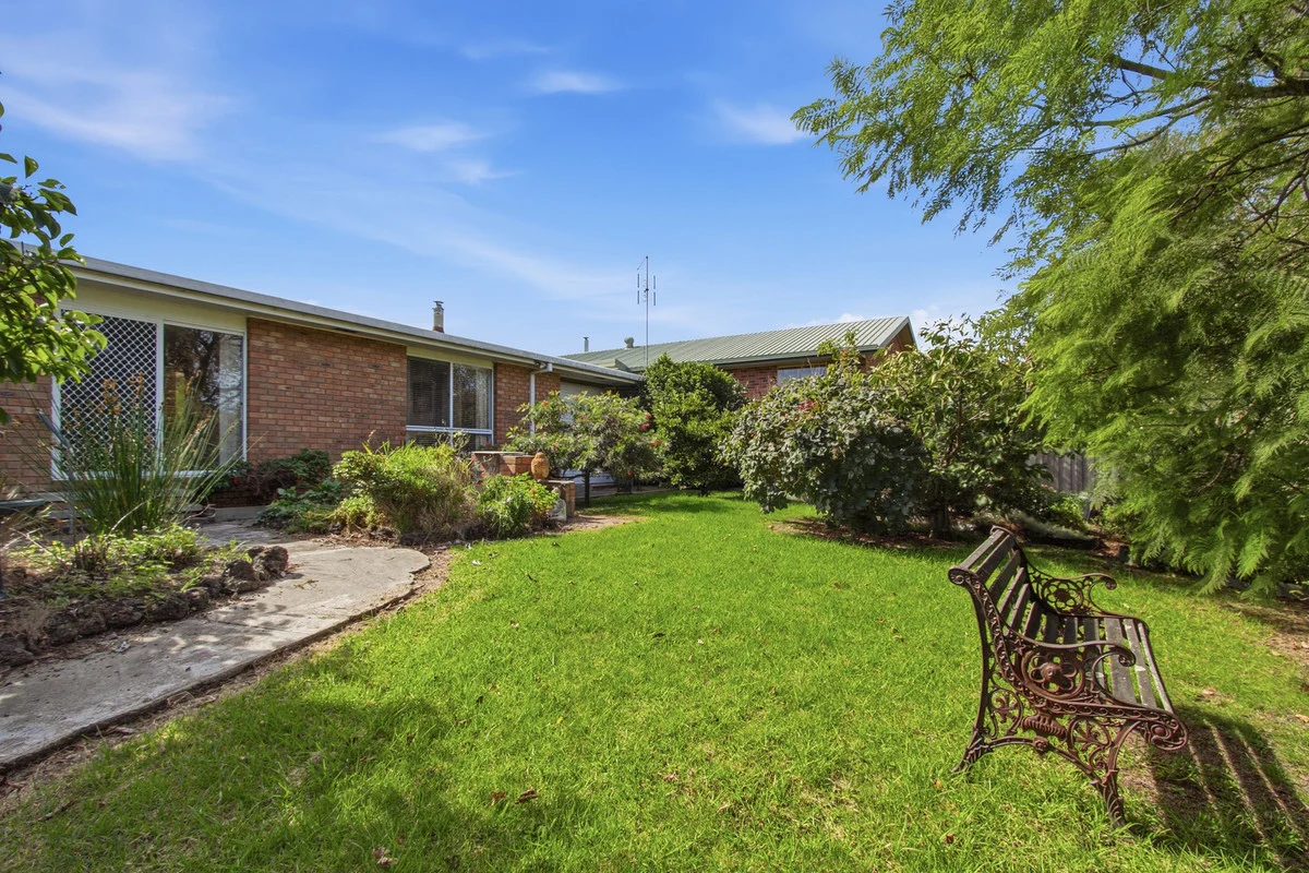 Additional image 16 of 6 Clematis Court, Lakes Entrance VIC 3909