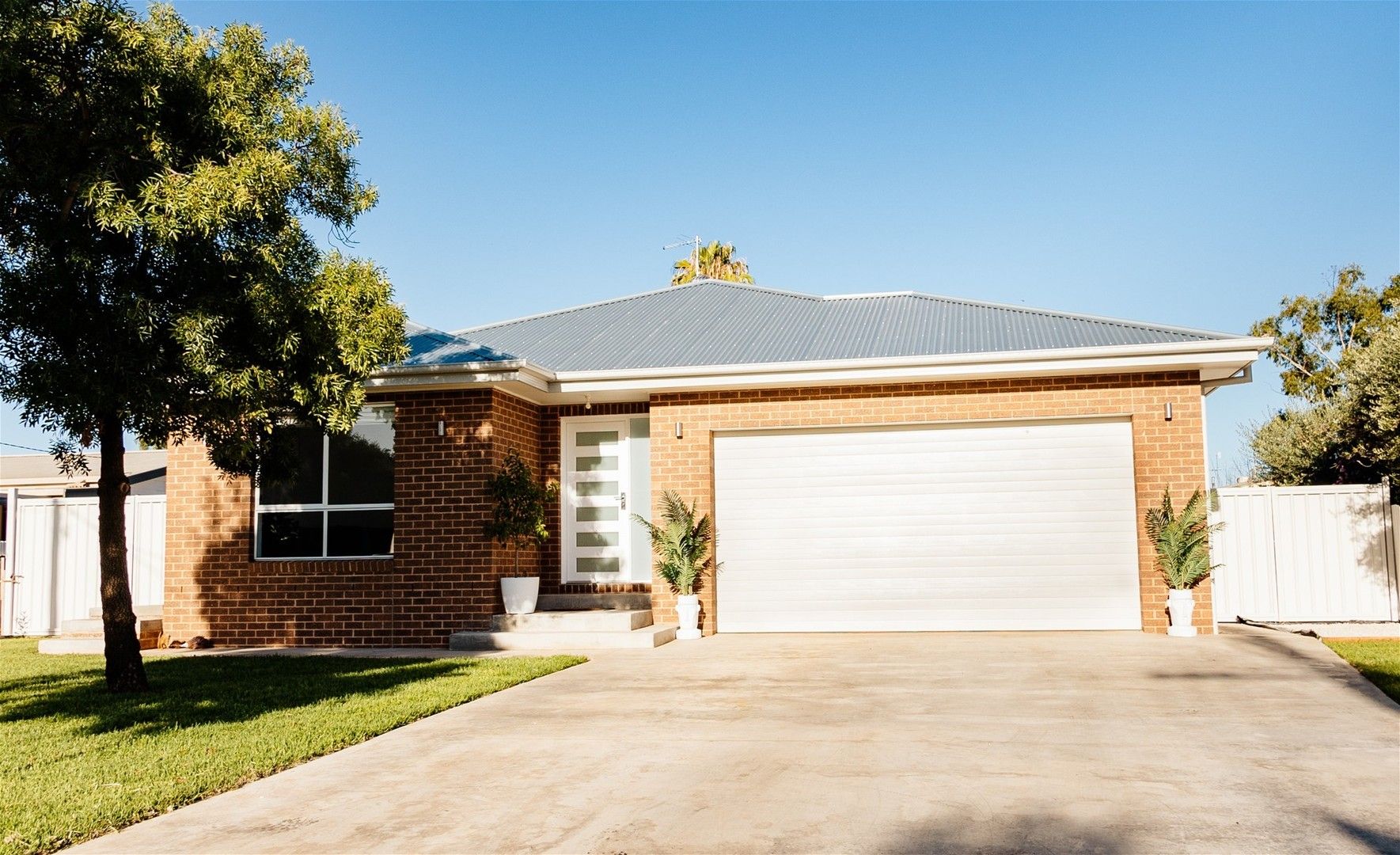 27 Park Street, Yenda NSW 2681 Domain
