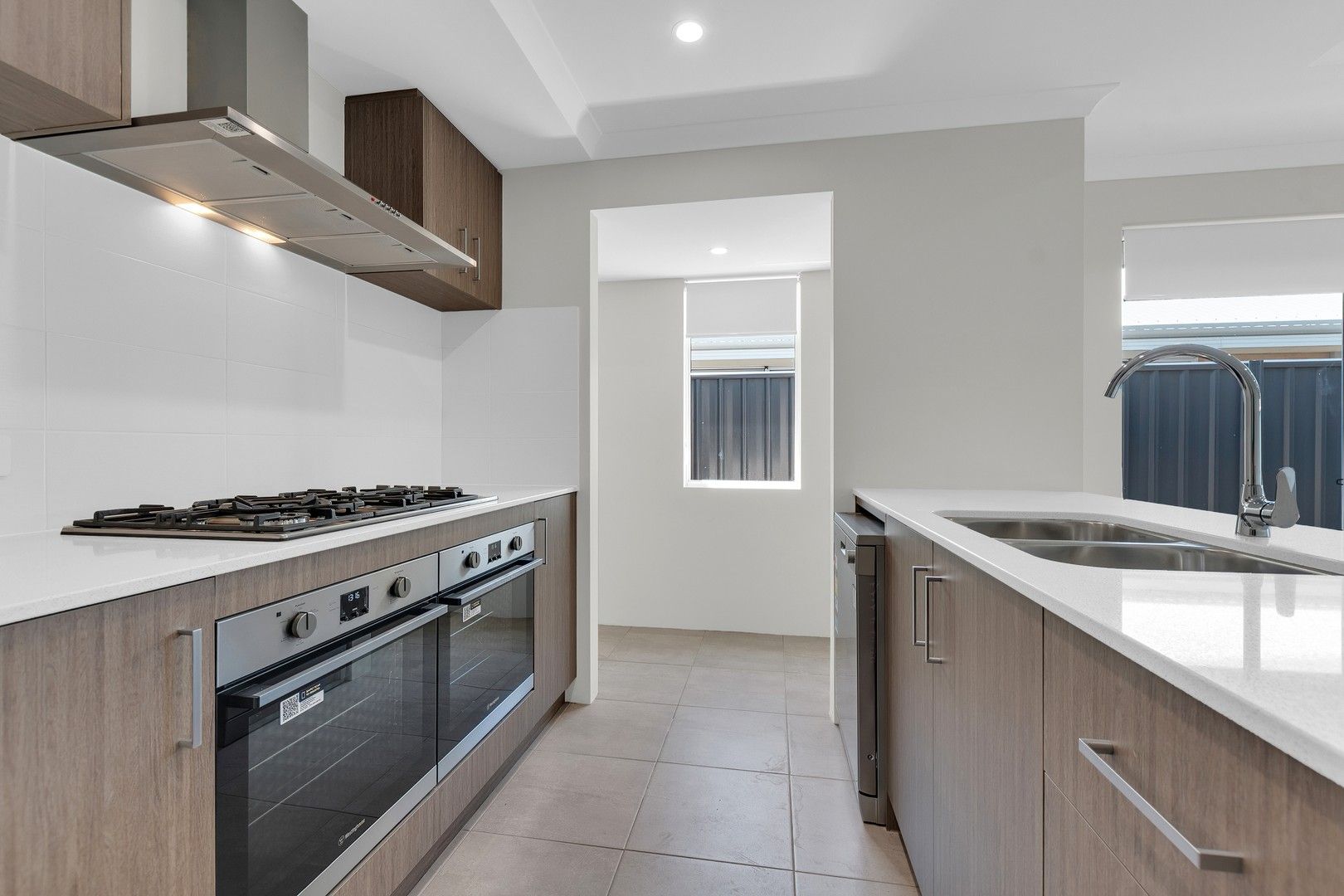 4 bedrooms House in 3 Junction Street BALDIVIS WA, 6171
