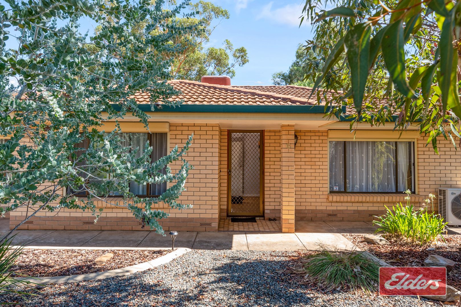 6 Barber Street, Willaston SA 5118, Image 2