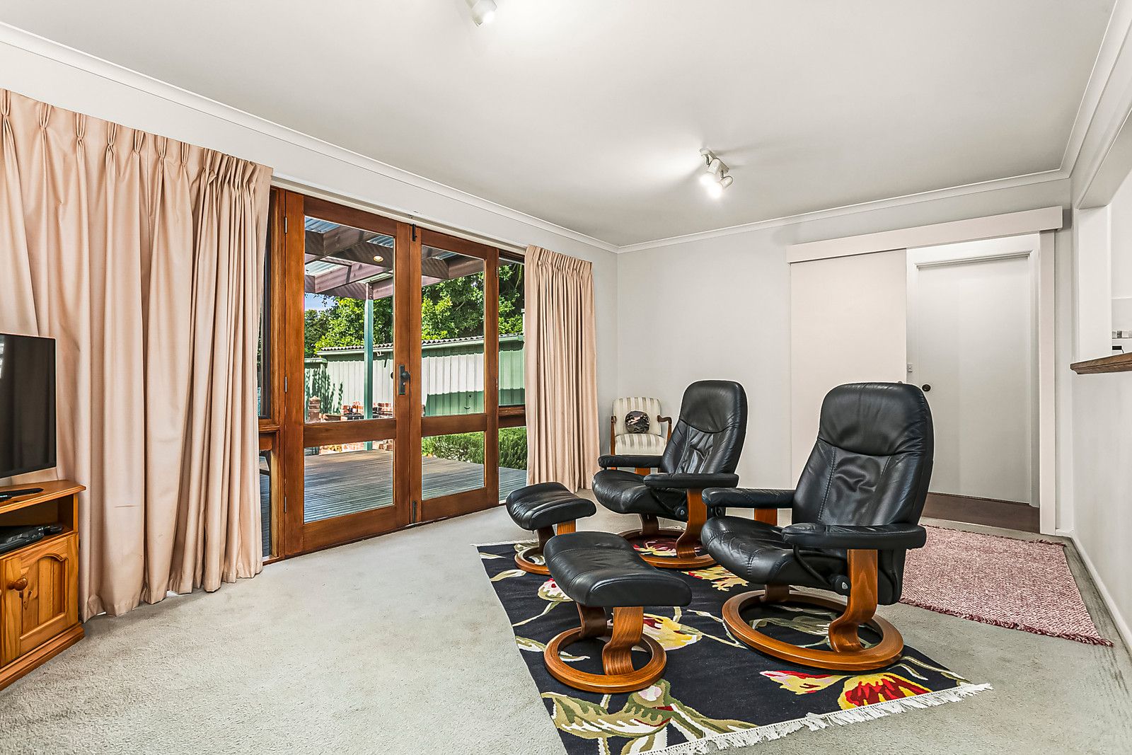 14 Grandison Grove, Oak Park VIC 3046, Image 1