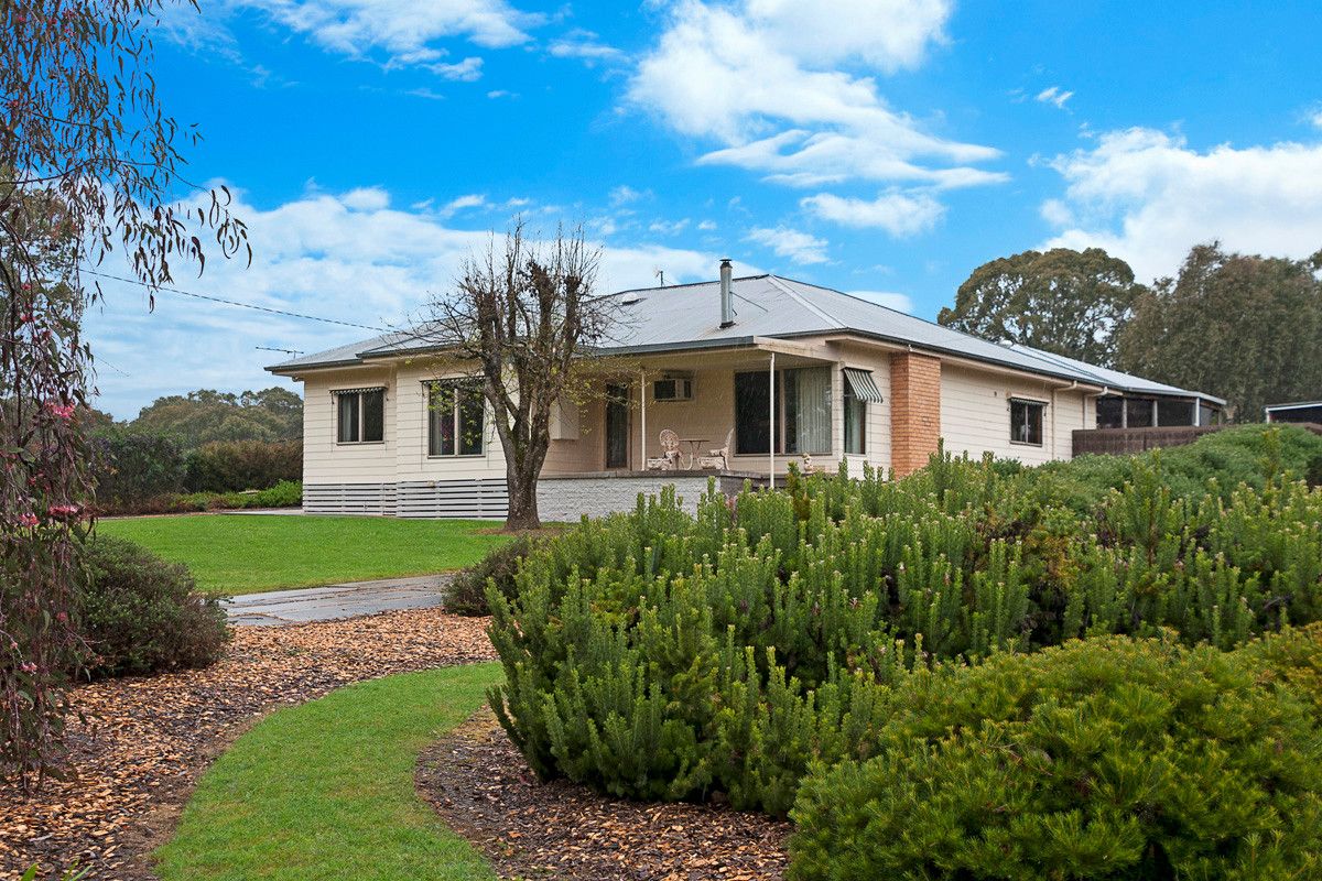 44 Willis Street, Cavendish VIC 3314, Image 0