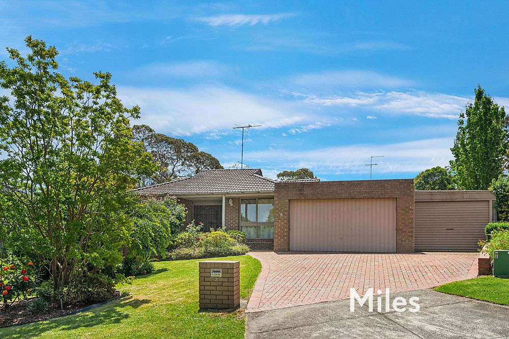 4 bedrooms House in 3 Devlin Court ROSANNA VIC, 3084
