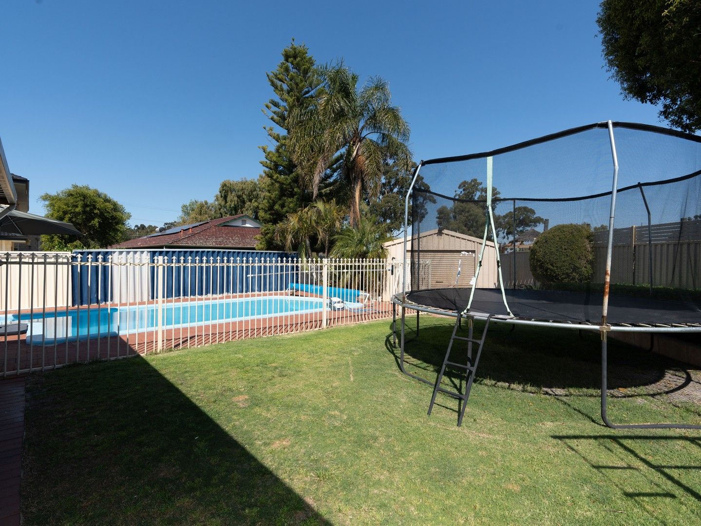 4 bedrooms House in 38 Timberlane Crescent BEECHBORO WA, 6063