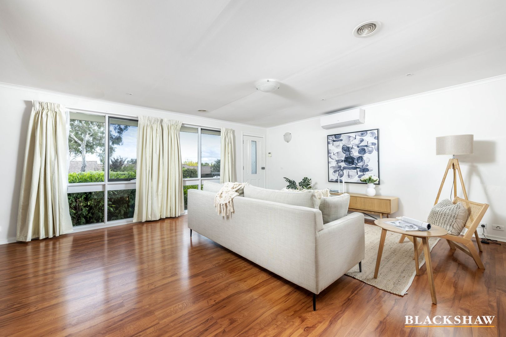 44 Epenarra Close, Hawker ACT 2614, Image 2