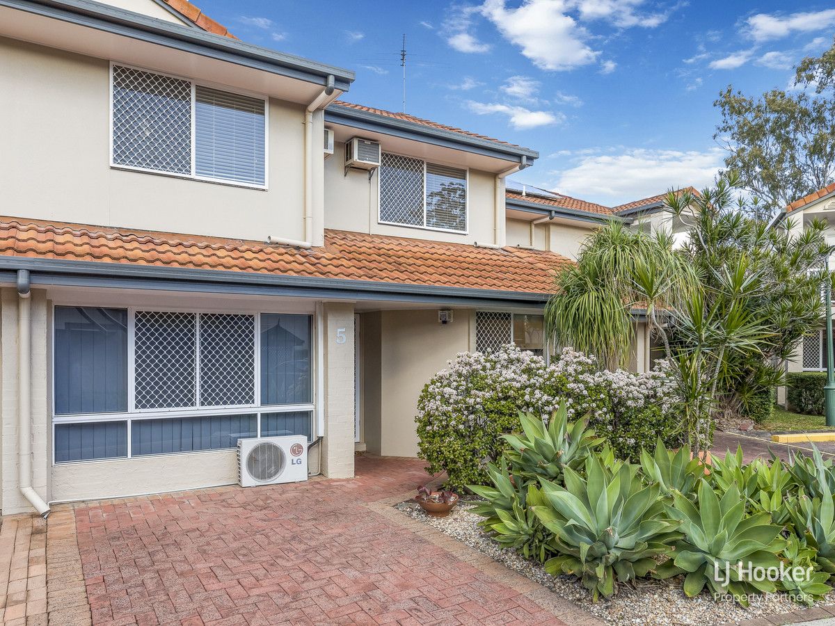 3 bedrooms Townhouse in 5/34 Lani Street WISHART QLD, 4122