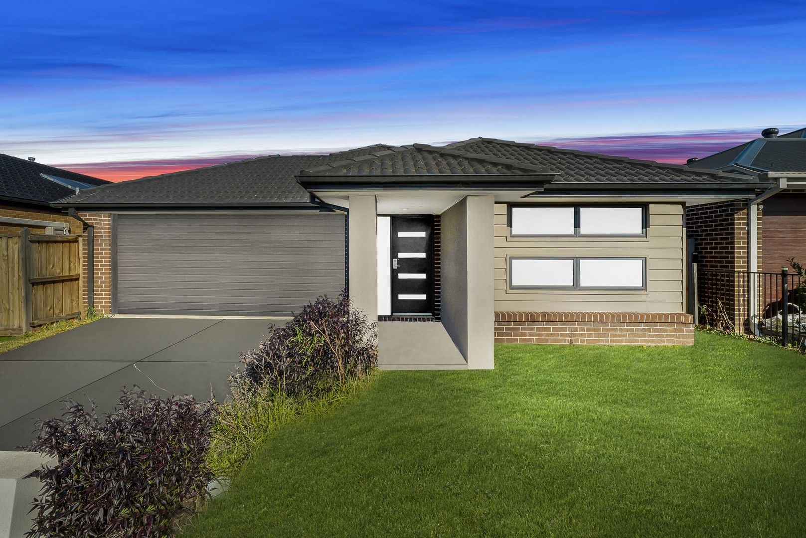 4 bedrooms House in 19 Copper Way TARNEIT VIC, 3029
