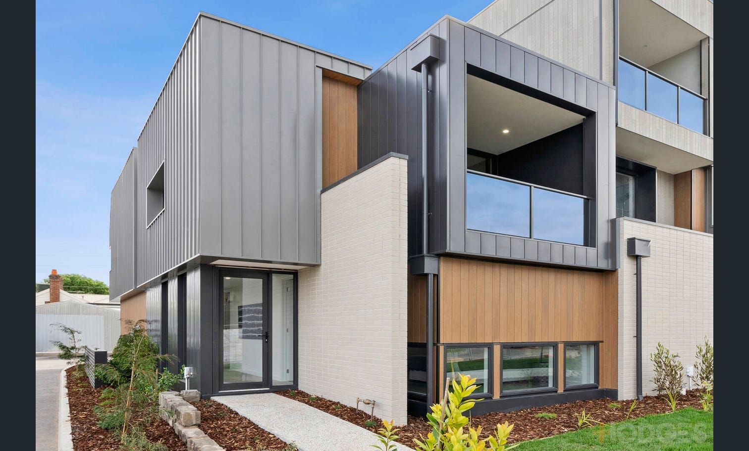 3 bedrooms Townhouse in 2 Metropol Lane GEELONG WEST VIC, 3218