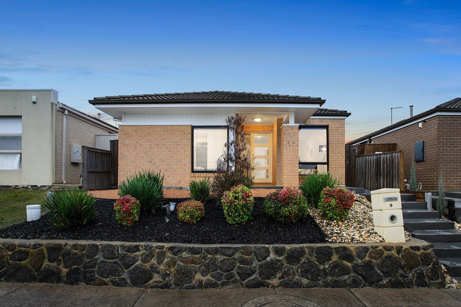 9 Belmont Rise, Doreen VIC 3754, Image 0