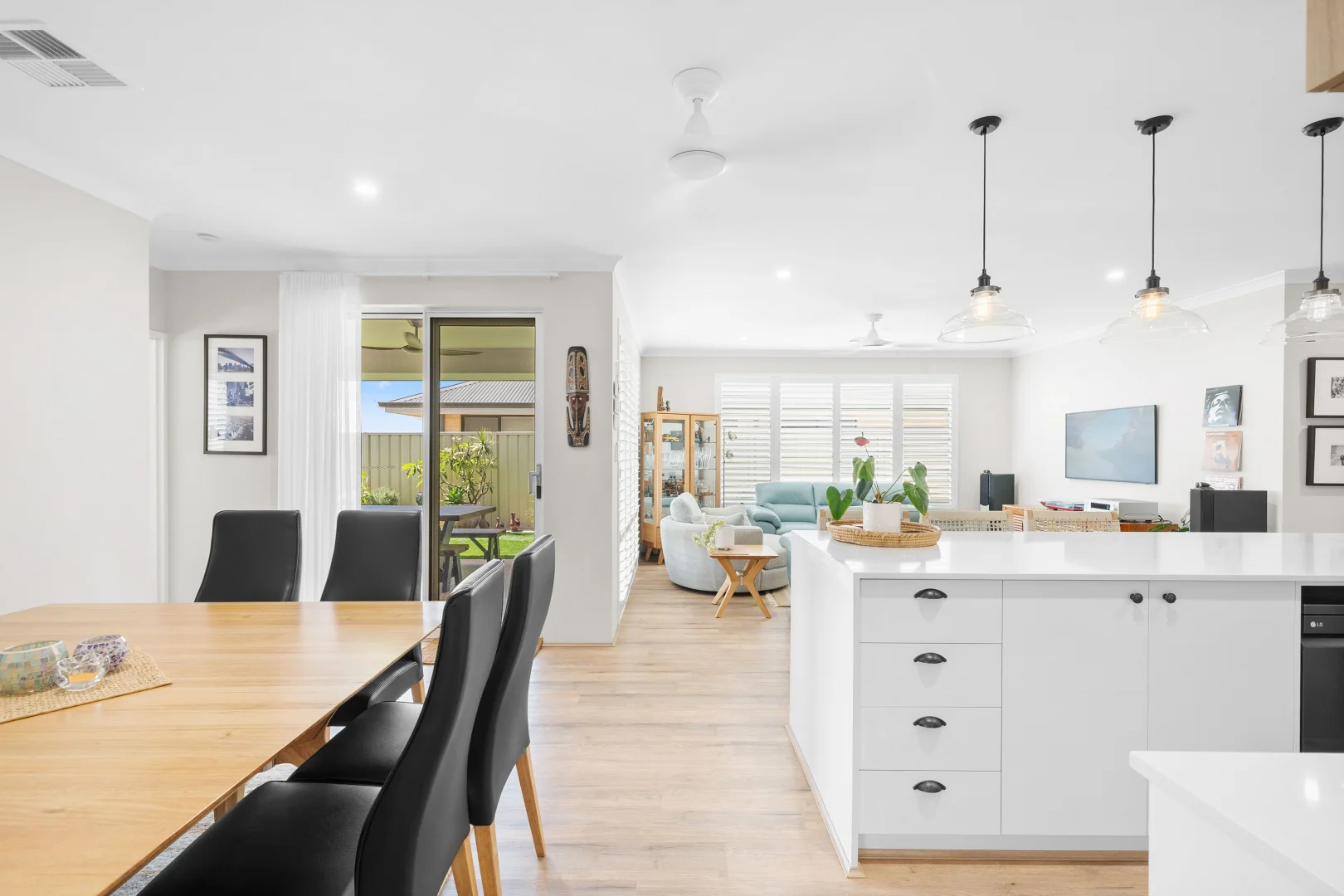 Additional image 11 of 8 Lincelles Street, Madora Bay WA 6210