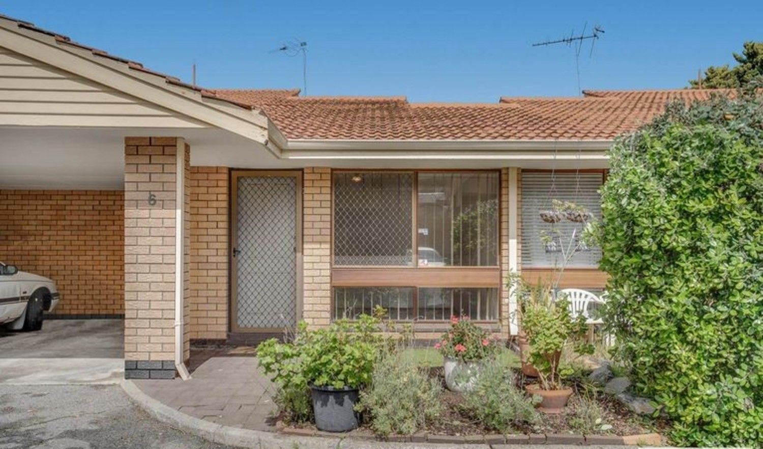 2 bedrooms Villa in 6/29 Drabble Road SCARBOROUGH WA, 6019