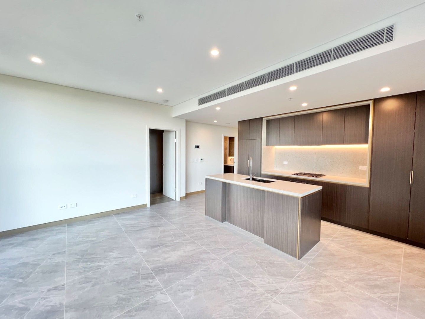 2 bedrooms Apartment / Unit / Flat in 1609/88A Christie Street ST LEONARDS NSW, 2065