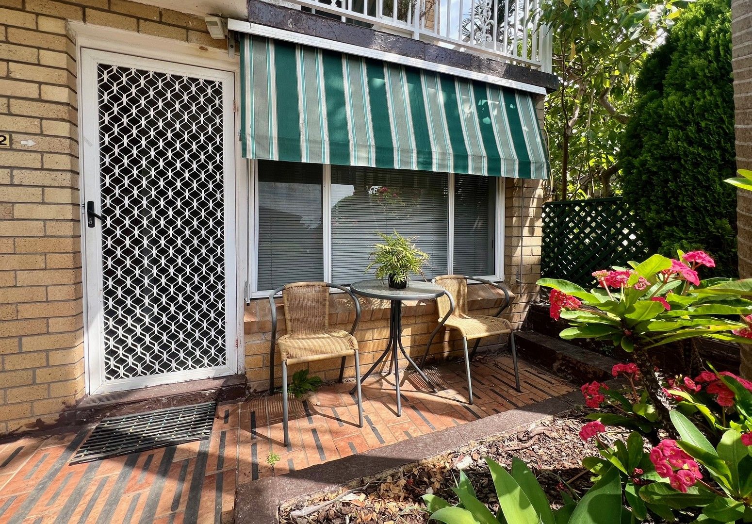 1 bedrooms Apartment / Unit / Flat in Flat 2/53A Cronulla Street CARLTON NSW, 2218