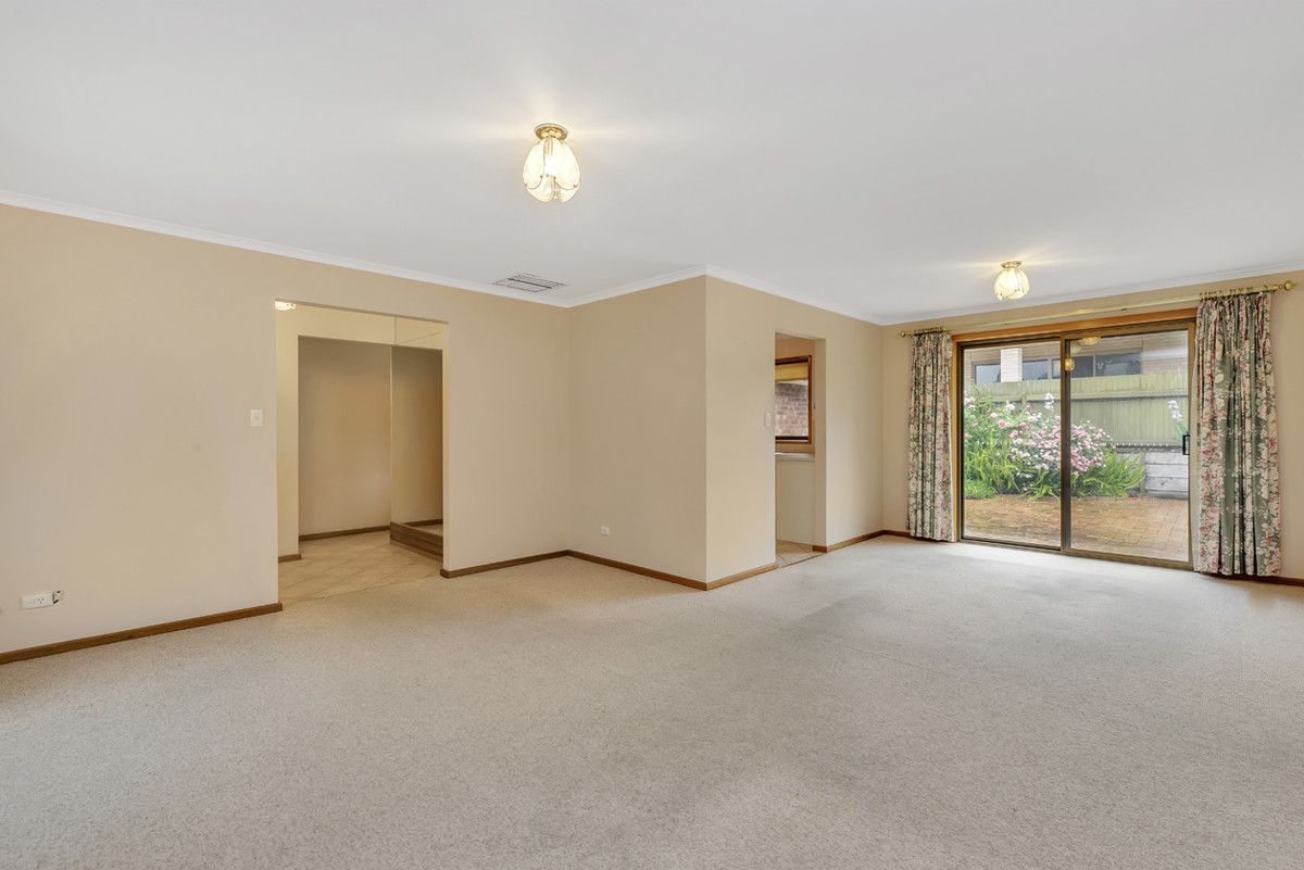 8/2 Mataro Road, Hope Valley SA 5090, Image 2