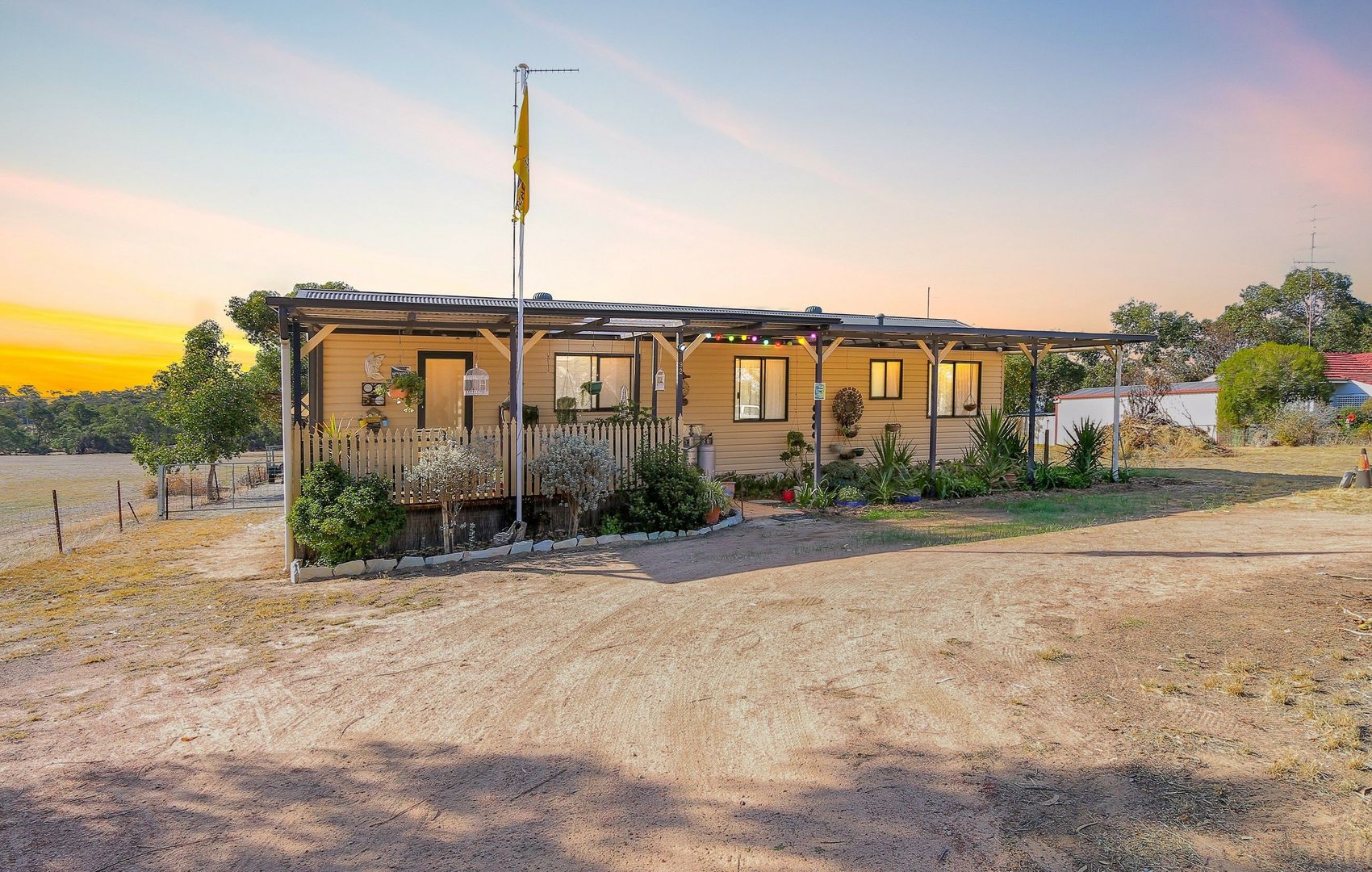 Sold 92 Thomas St, Spencers Brook WA 6401 on 23 Dec 2022 2018253983