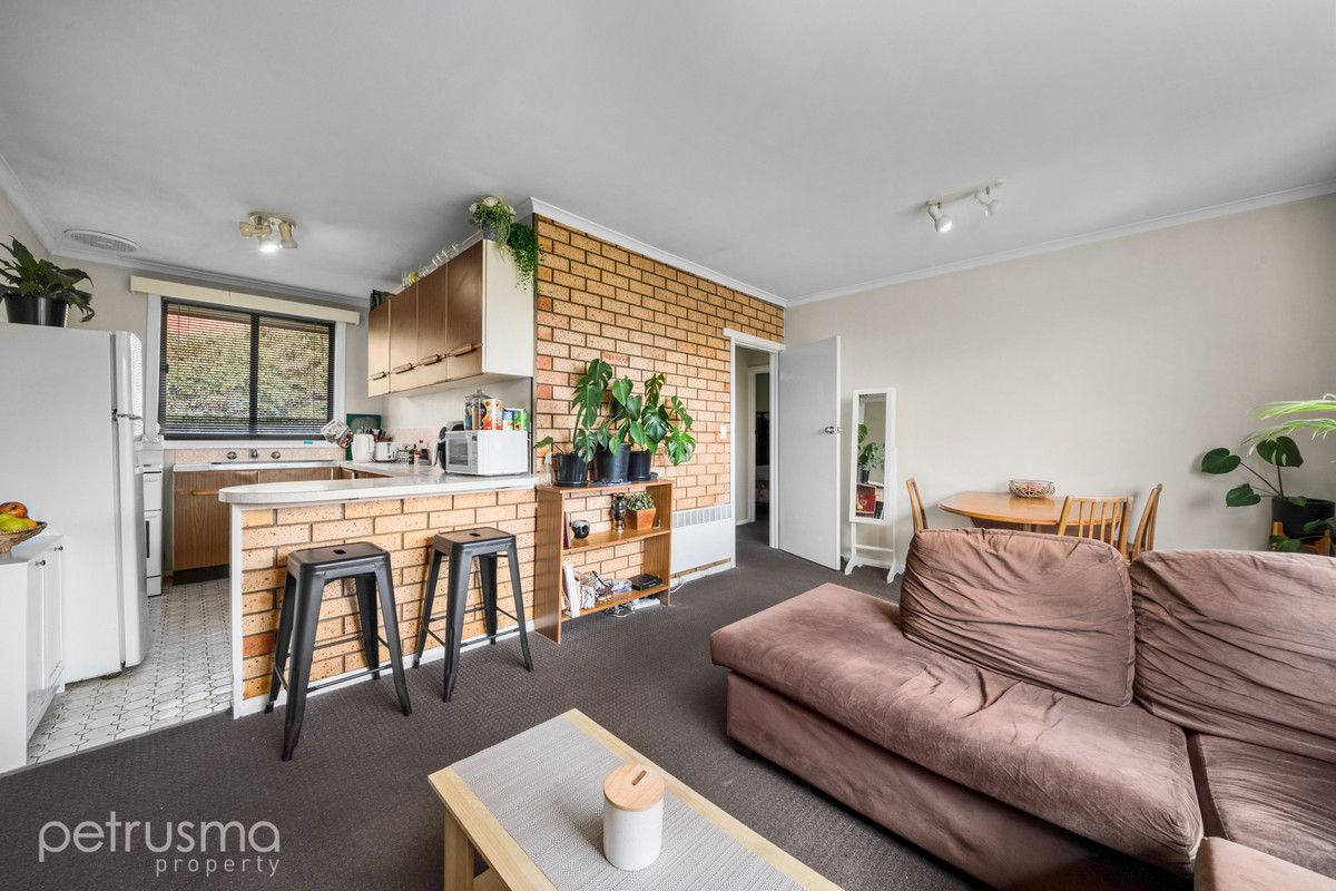 8/267 Churchill Avenue, Sandy Bay TAS 7005, Image 2