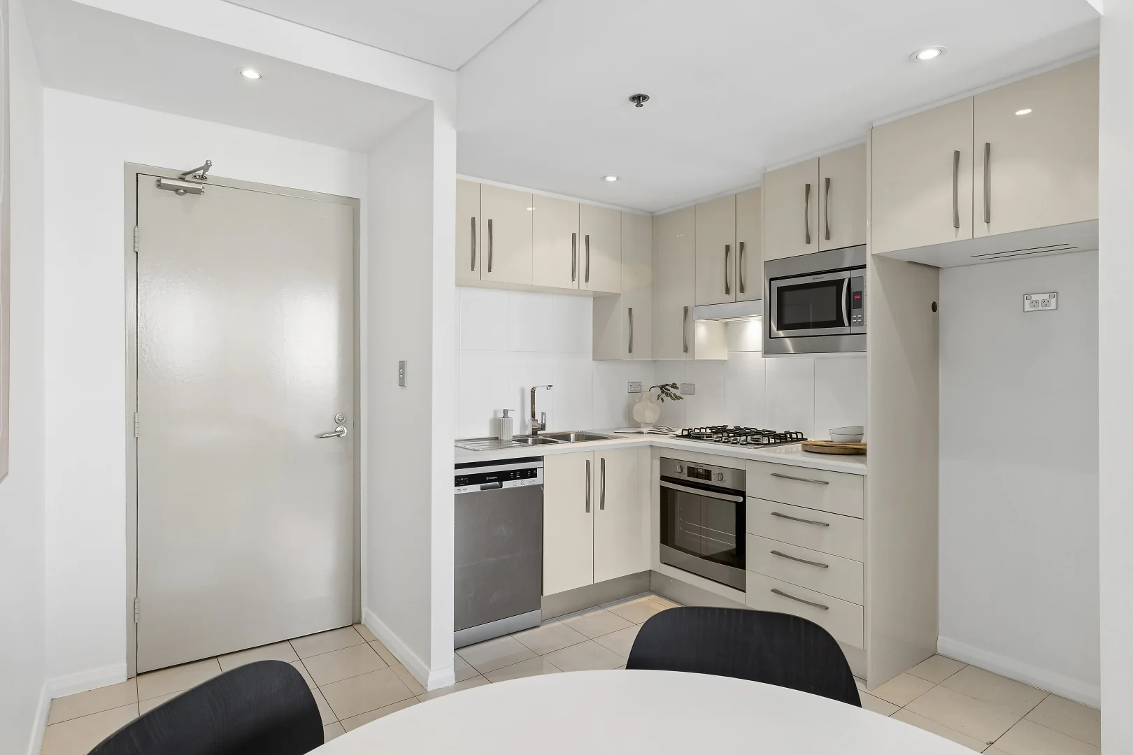 Additional image 8 of 351/8 Lachlan Street, Waterloo NSW 2017