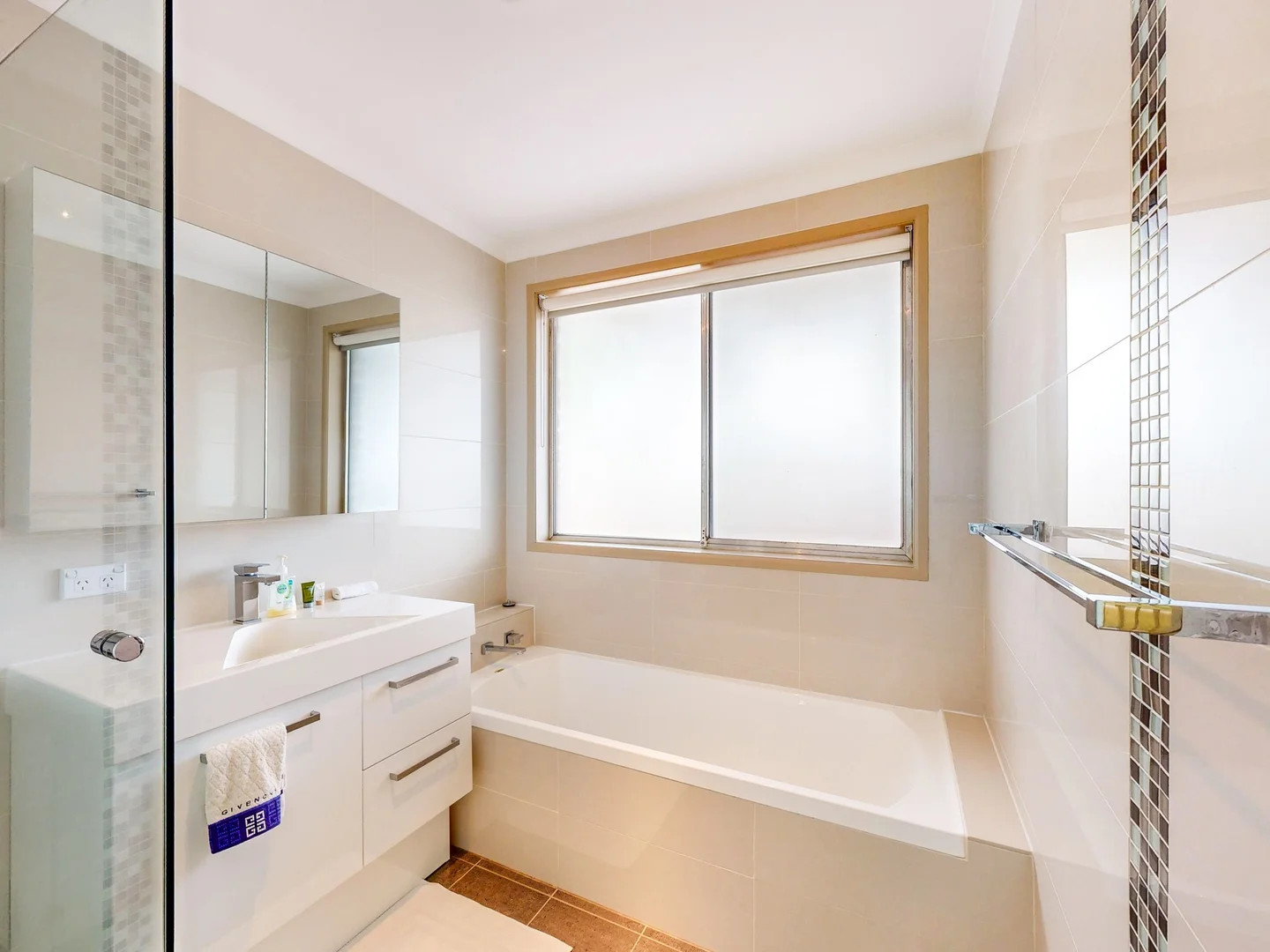 Additional image 11 of 91 The Boulevarde, Doncaster VIC 3108